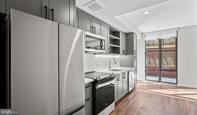 property at 4000 Wisconsin Ave NW