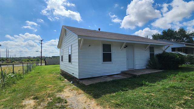 1809 McCurdy St in Fort Worth, TX - Building Photo