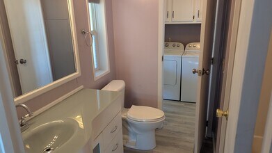 121 Polopony Ct in Iowa City, IA - Building Photo - Building Photo