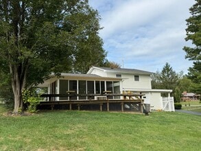 272 Morningside Dr SW in Abingdon, VA - Foto de edificio - Building Photo