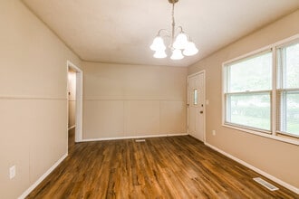 512 W 6th St in Sheridan, IN - Building Photo - Building Photo