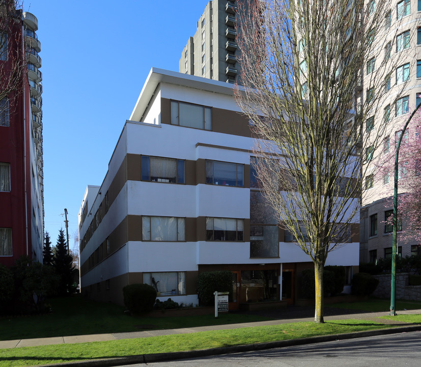 2040 Barclay St in Vancouver, BC - Building Photo