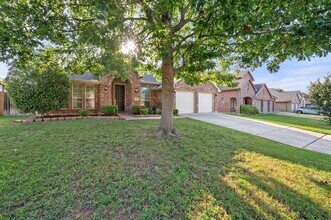 2208 Hillary Trail in Mansfield, TX - Building Photo - Building Photo