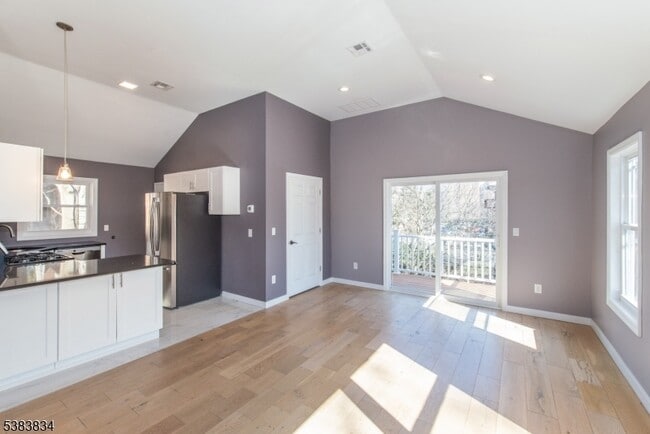 property at 17 Jersey St