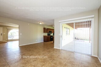 5416 W Diana Ave in Glendale, AZ - Foto de edificio - Building Photo