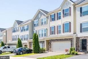 41907 Moreland Mine Terrace in Aldie, VA - Building Photo