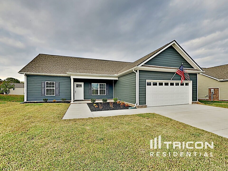 809 Ellyson Dr in Spring Hill, TN - Building Photo