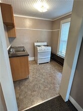 132 E Chemung Pl in Elmira, NY - Building Photo - Building Photo