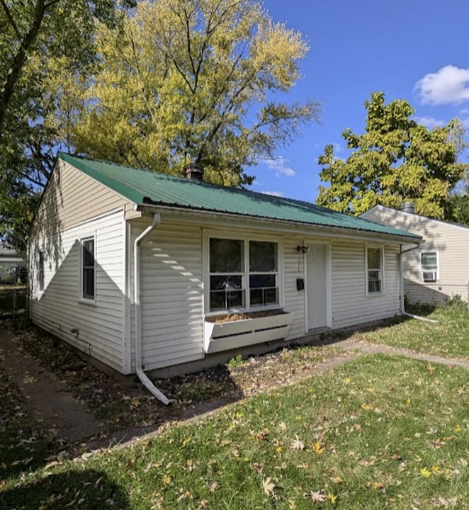 1629 Fremont St in South Bend, IN - Building Photo