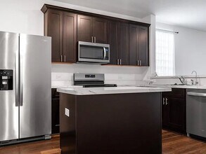 10222 Clearwick St in Houston, TX - Building Photo - Building Photo