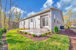 400 Constitution Blvd in Locust Grove, VA - Building Photo