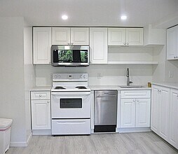 525 Lake Rd in Pine Plains, NY - Building Photo - Building Photo