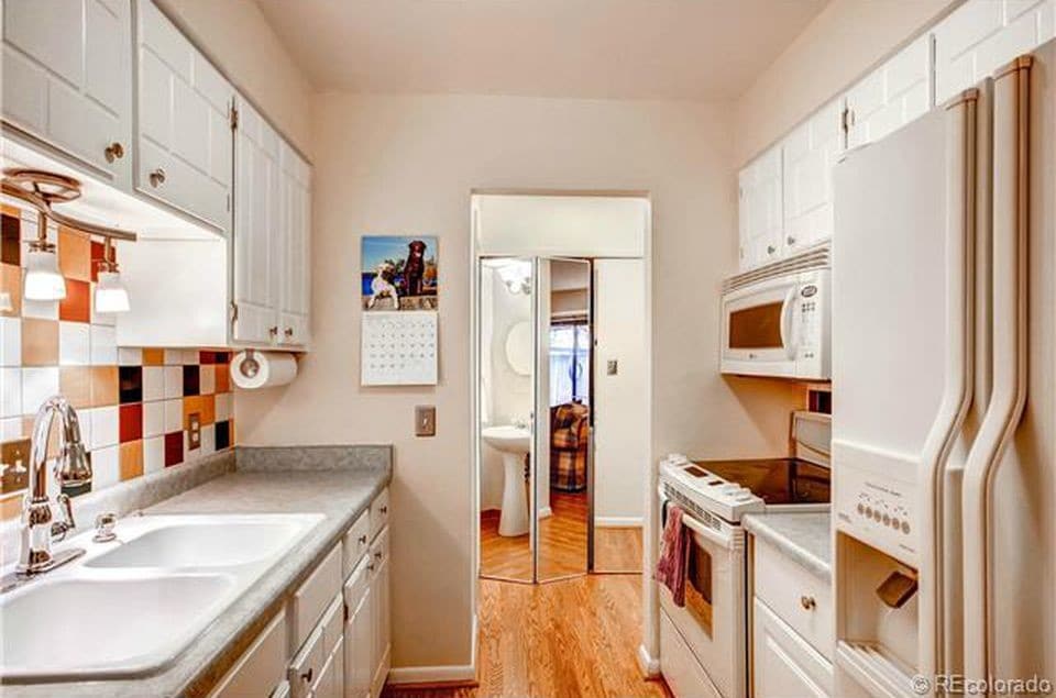 7995 E Mississippi Ave in Denver, CO - Building Photo
