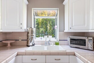 842 12th St, Unit 2 in Santa Monica, CA - Foto de edificio - Building Photo