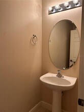 1410 Lake Baldwin Ln in Orlando, FL - Building Photo - Building Photo