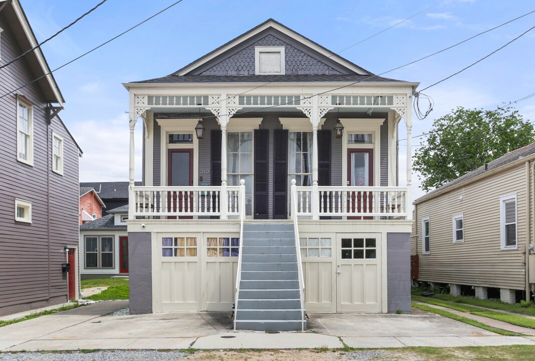 310 S Olympia St in New Orleans, LA - Foto de edificio