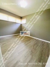 5 Brightwell Ct in Florissant, MO - Building Photo - Building Photo