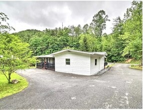 702 Rush Branch Rd in Pigeon Forge, TN - Building Photo - Building Photo