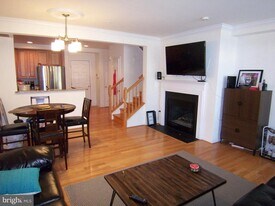 4618 Battenburg Ln in Fairfax, VA - Building Photo