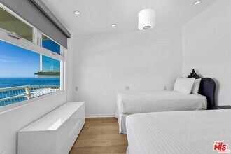 24742 Malibu Rd in Malibu, CA - Building Photo - Building Photo