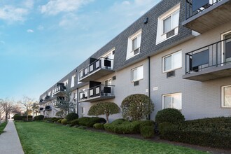 Cadillac Manor in Hackensack, NJ - Foto de edificio - Building Photo