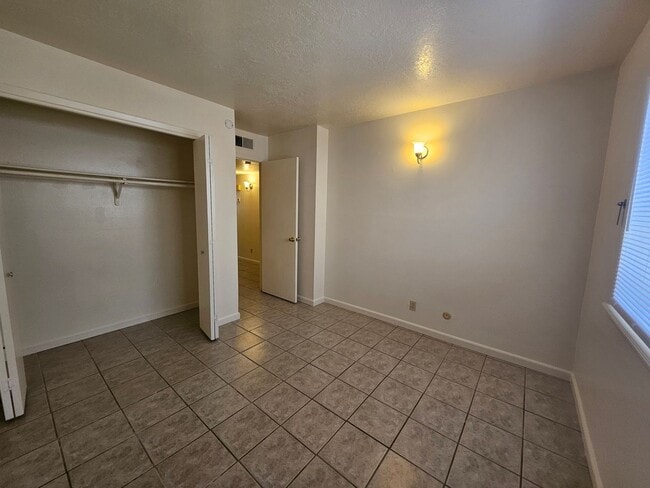 1125 Louisiana Blvd SE in Albuquerque, NM - Building Photo - Building Photo