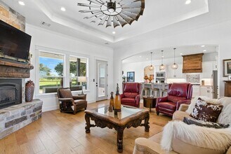 1000 Rambling Oaks in Weatherford, TX - Building Photo - Building Photo