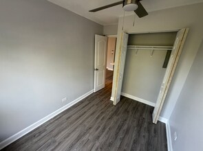 7345 N Ridge Blvd, Unit 7333-508 in Chicago, IL - Building Photo - Building Photo
