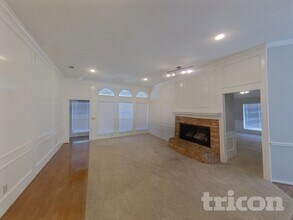 2065 Mossberg Dr in Plano, TX - Building Photo - Building Photo