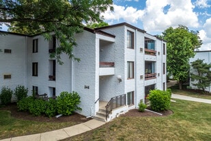 314 W Miner St in Arlington Heights, IL - Building Photo