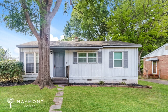 property at 1261 Hudson Ave