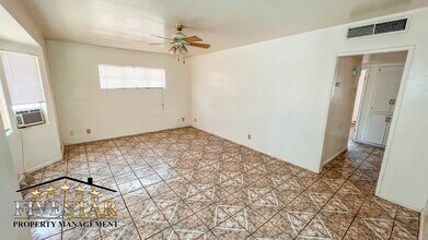 4519 Gordon St in Bakersfield, CA - Building Photo - Building Photo