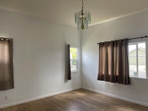 137 Iao Loop in Wailuku, HI - Building Photo - Building Photo
