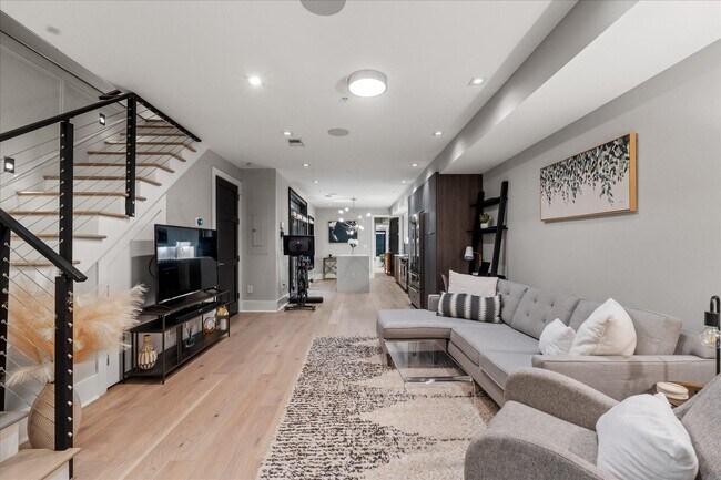 property at 1429 W St
