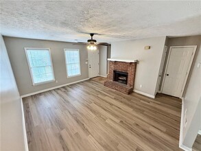 181 Timber Creek Ln SW in Marietta, GA - Building Photo - Building Photo