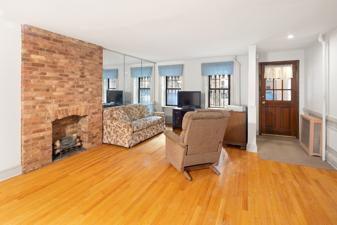 367 Sackett Street in Brooklyn, NY - Building Photo