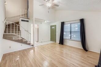 9507 Quail Village Ln in Austin, TX - Building Photo - Building Photo