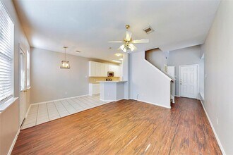 107 N Camellia Grove Cir in Spring, TX - Building Photo - Building Photo