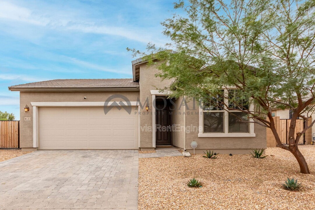 1633 E Evelyn Dr in Casa Grande, AZ - Building Photo