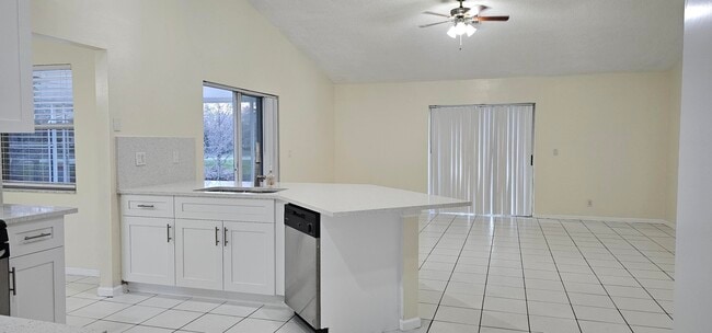 1488 Fairway Cir in Greenacres, FL - Building Photo - Building Photo