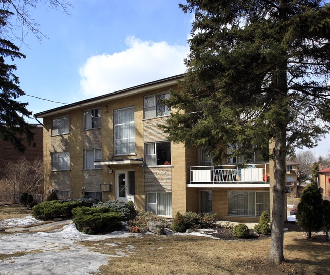 46 Waniska Ave