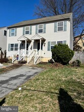 417 W Mulberry St in Kennett Square, PA - Building Photo - Building Photo
