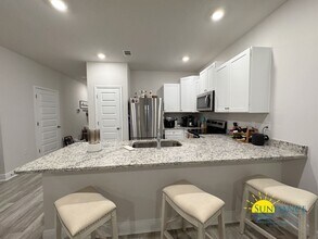 1013 McLaren Cir in Fort Walton Beach, FL - Building Photo - Building Photo