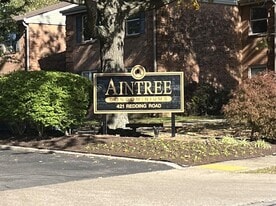 421 Redding Rd in Lexington, KY - Building Photo