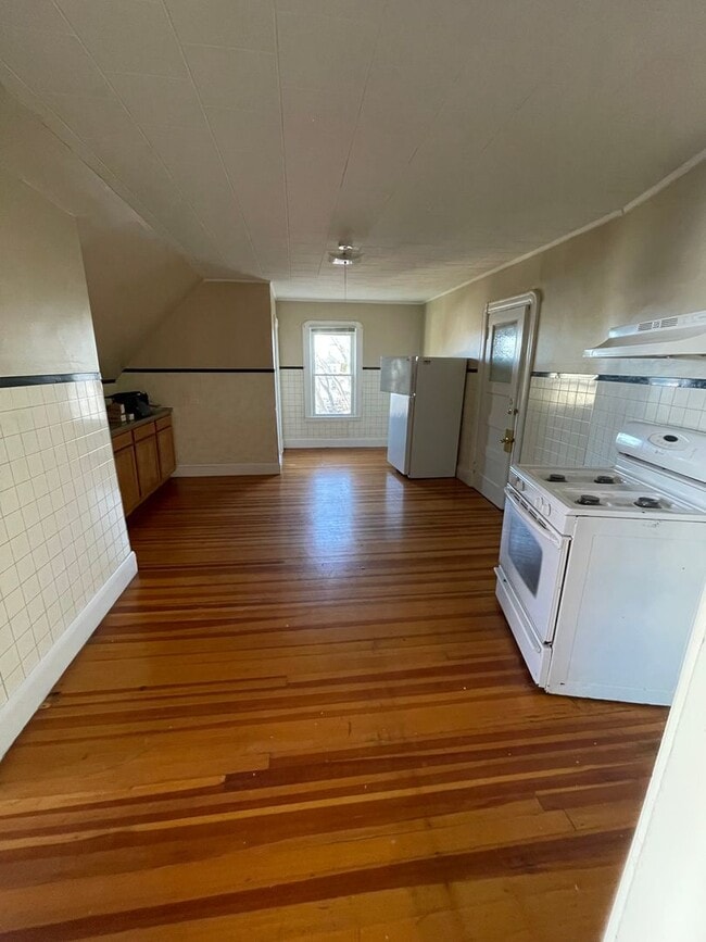 property at 23-25-25 Cleveland St