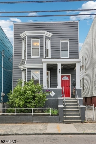 196 Clendenny Ave in Jersey City, NJ - Building Photo