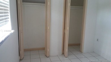 1650 S Le Jeune Rd-Unit -401 in Miami, FL - Building Photo - Building Photo