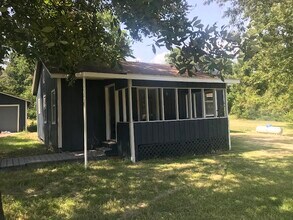 421 Redbud Ridge in Onalaska, TX - Building Photo - Building Photo