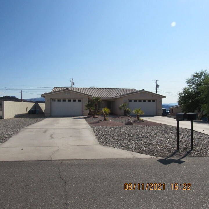 1311 Wapati Dr in Lake Havasu City, AZ - Building Photo