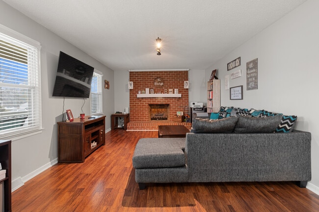 3012 Fielding Rd in South Chesterfield, VA - Building Photo - Building Photo